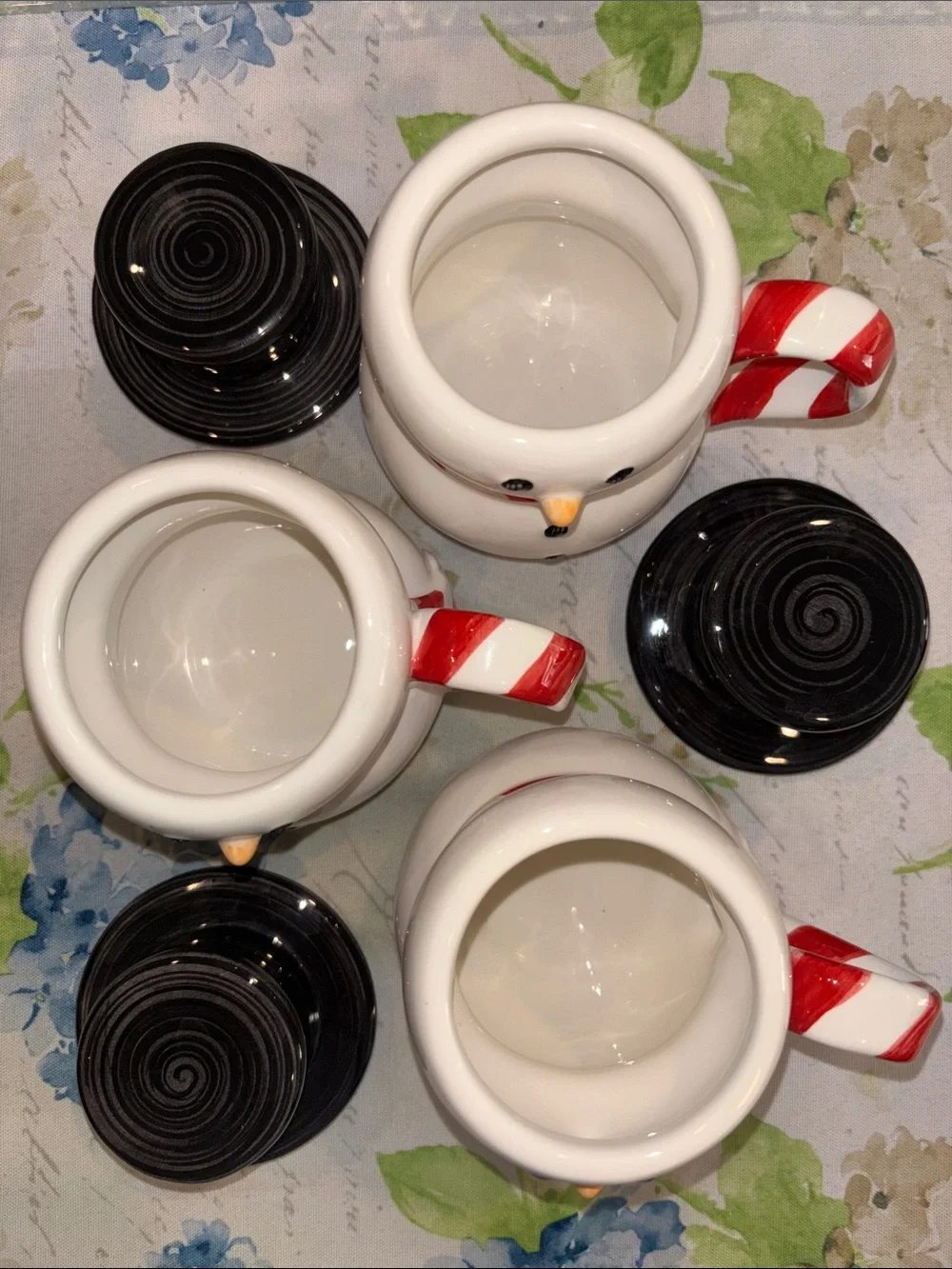 Williams Sonoma Holiday Snowman Ceramic Lidded Mugs- 12oz
